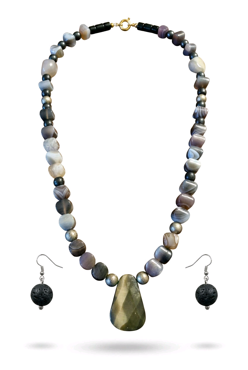 Accessory>Jewelry Necklace & Earring Set