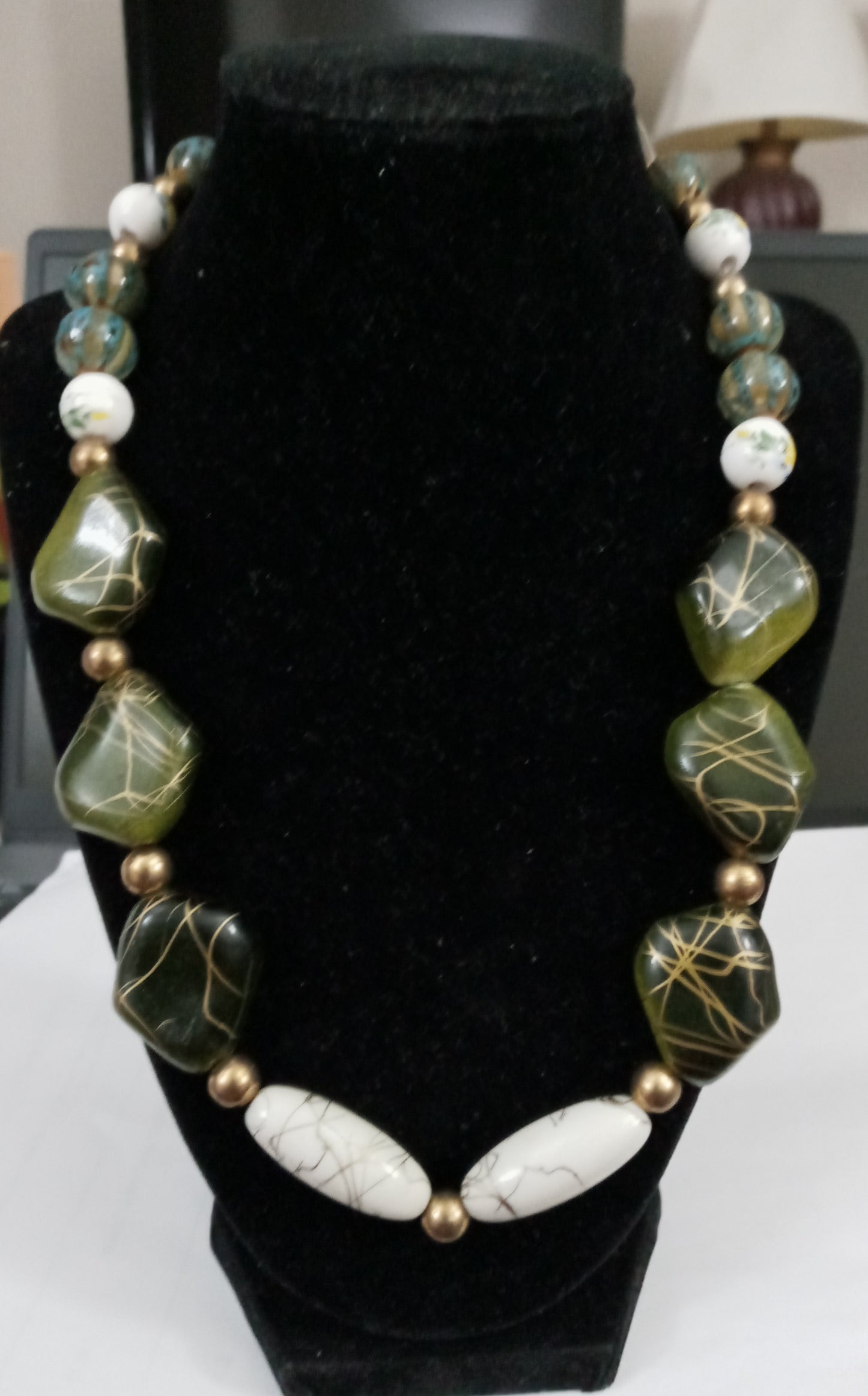 Jewelry Corner - Necklace