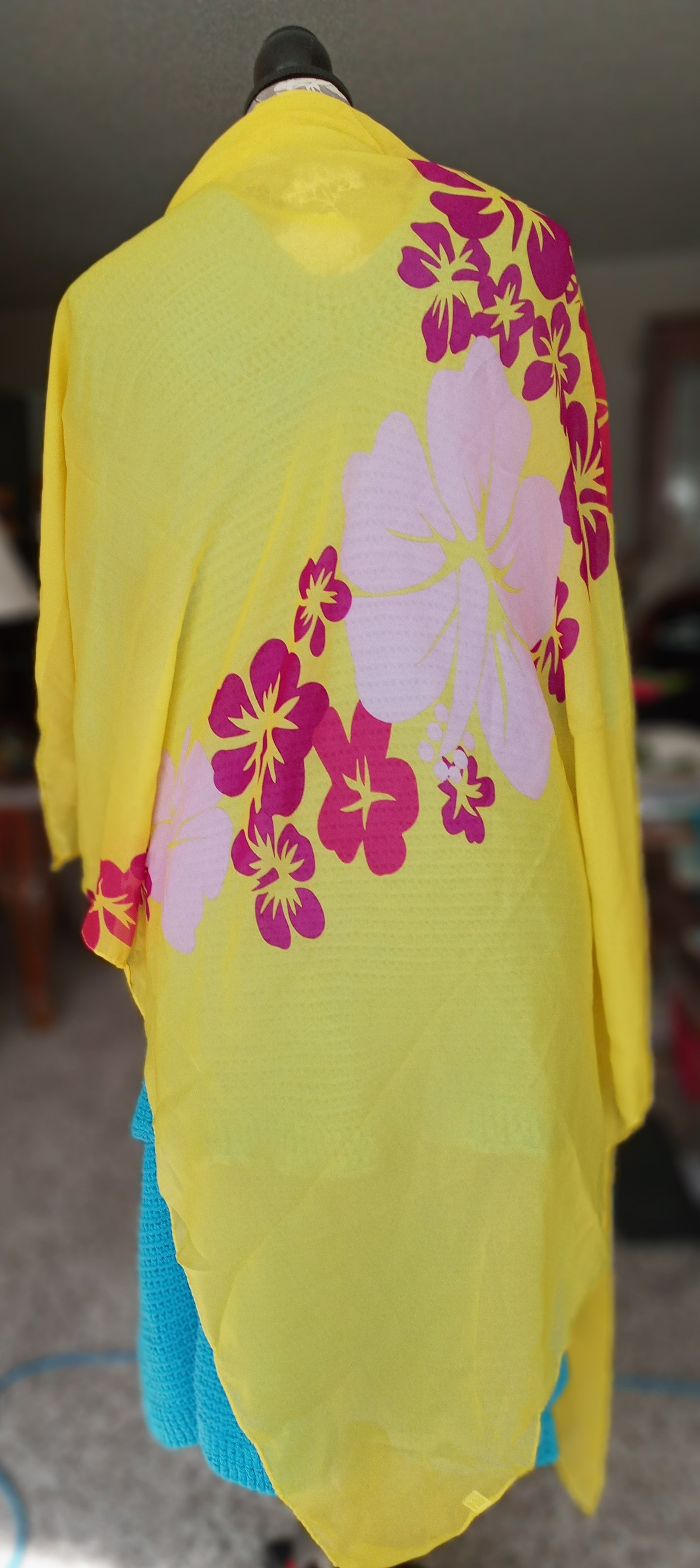 Apparel Accessory Corner - Scarf