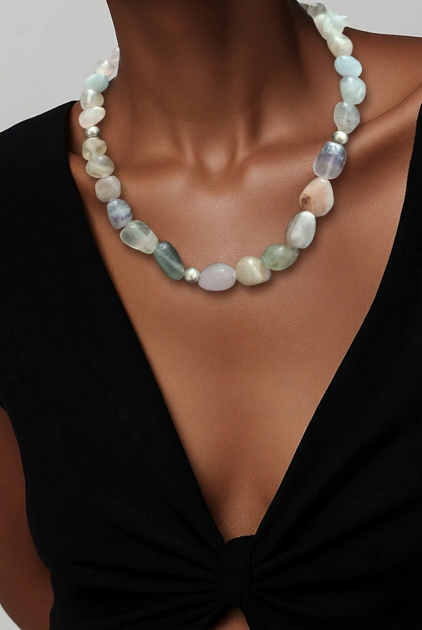Accessory>Jewelry                             Necklace & Earring Set