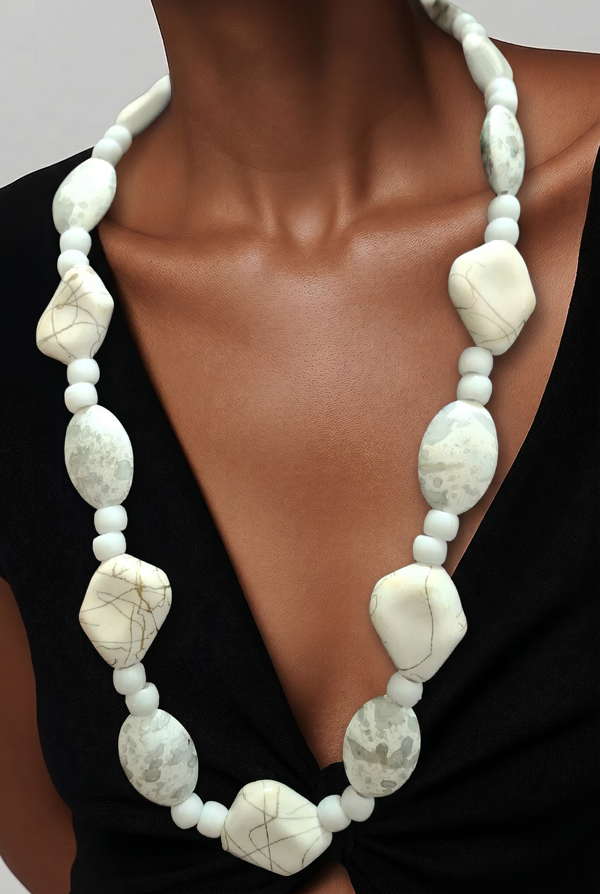 Accessory>Jewelry                             Necklace
