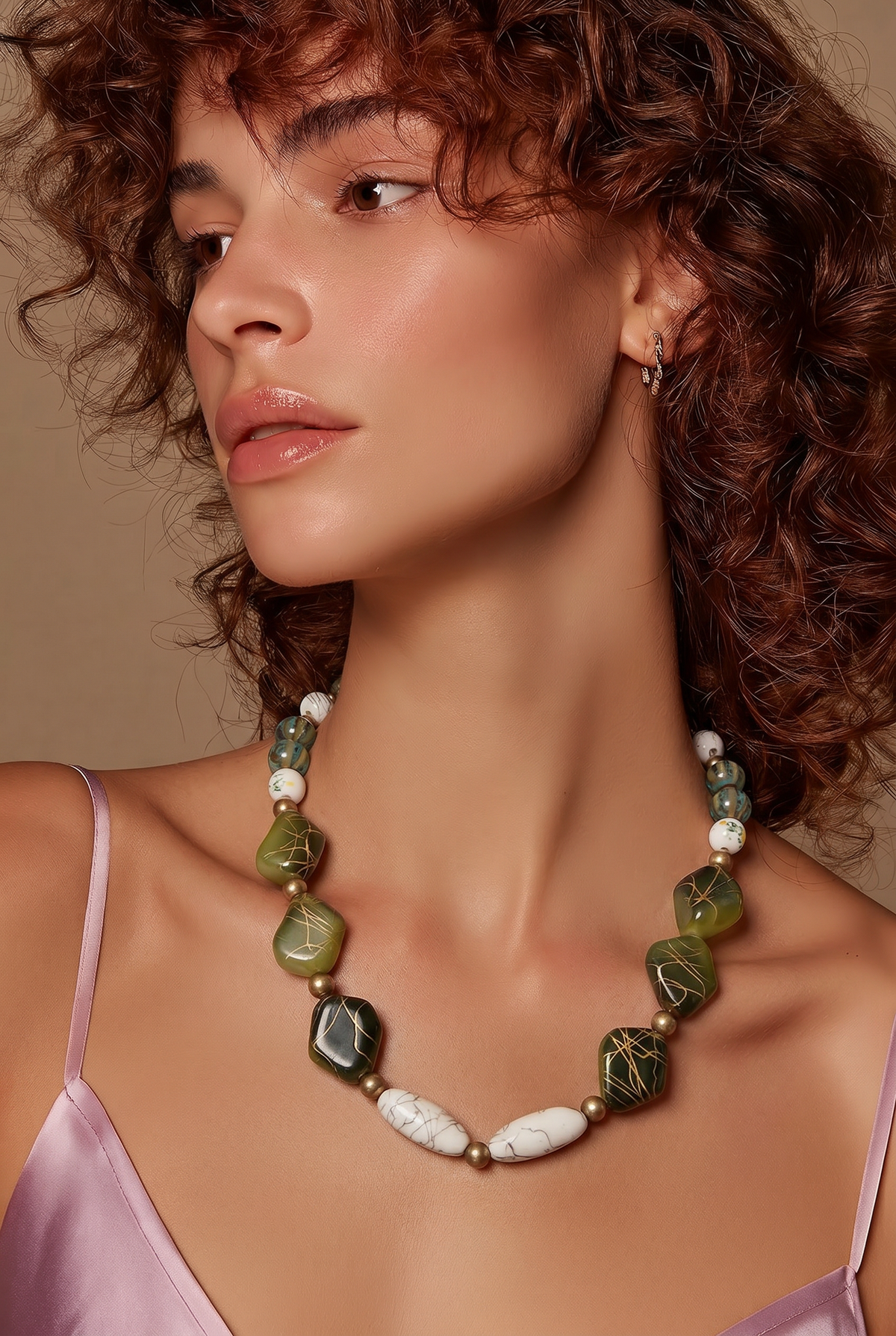 Accessory>Jewelry                               Necklace