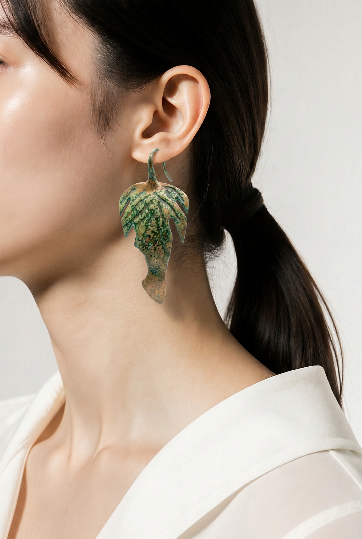Accessory>Jewelry -                              Earrings (Coconut Shell)