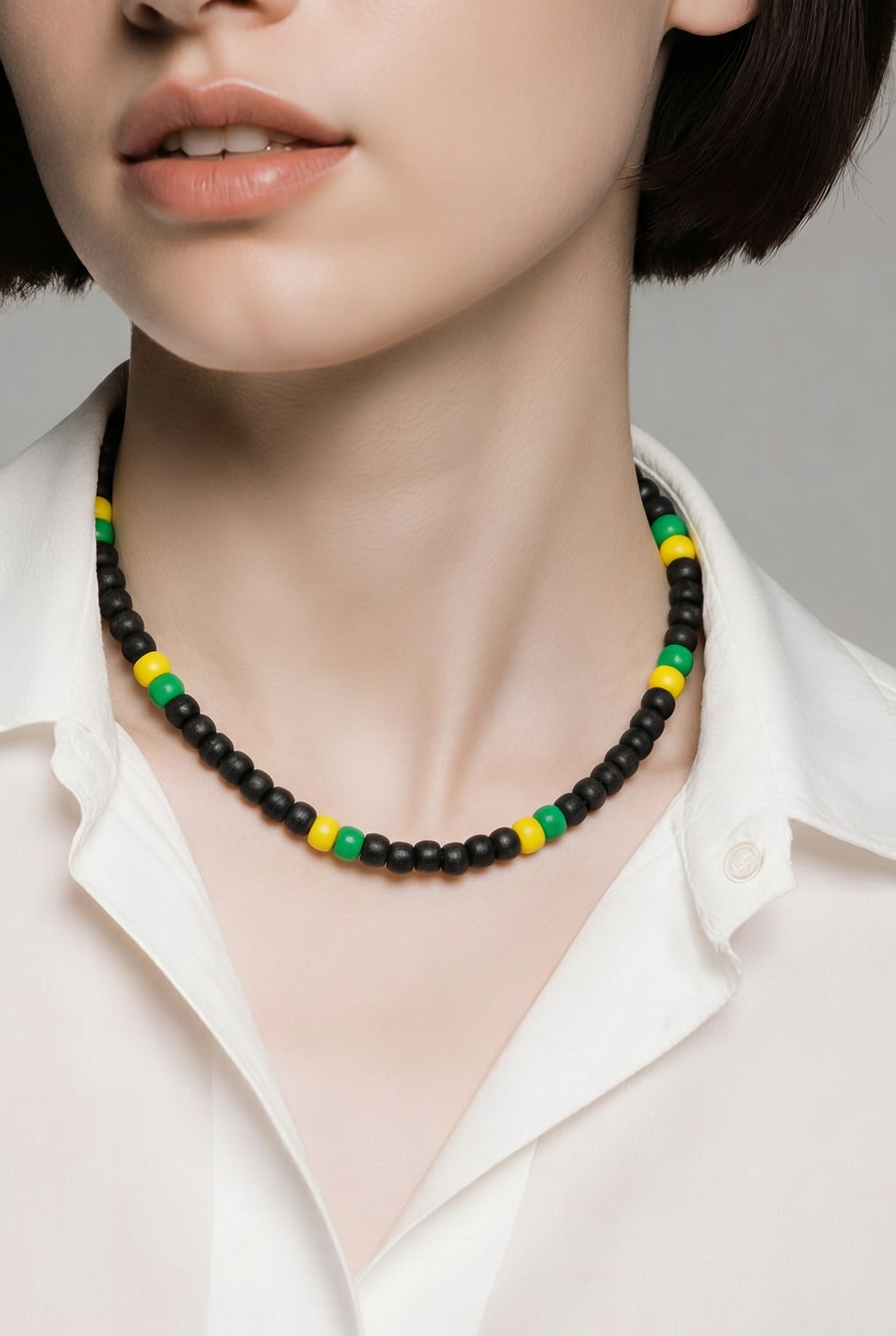 Accessory>Jewelry                            Necklace/Choker