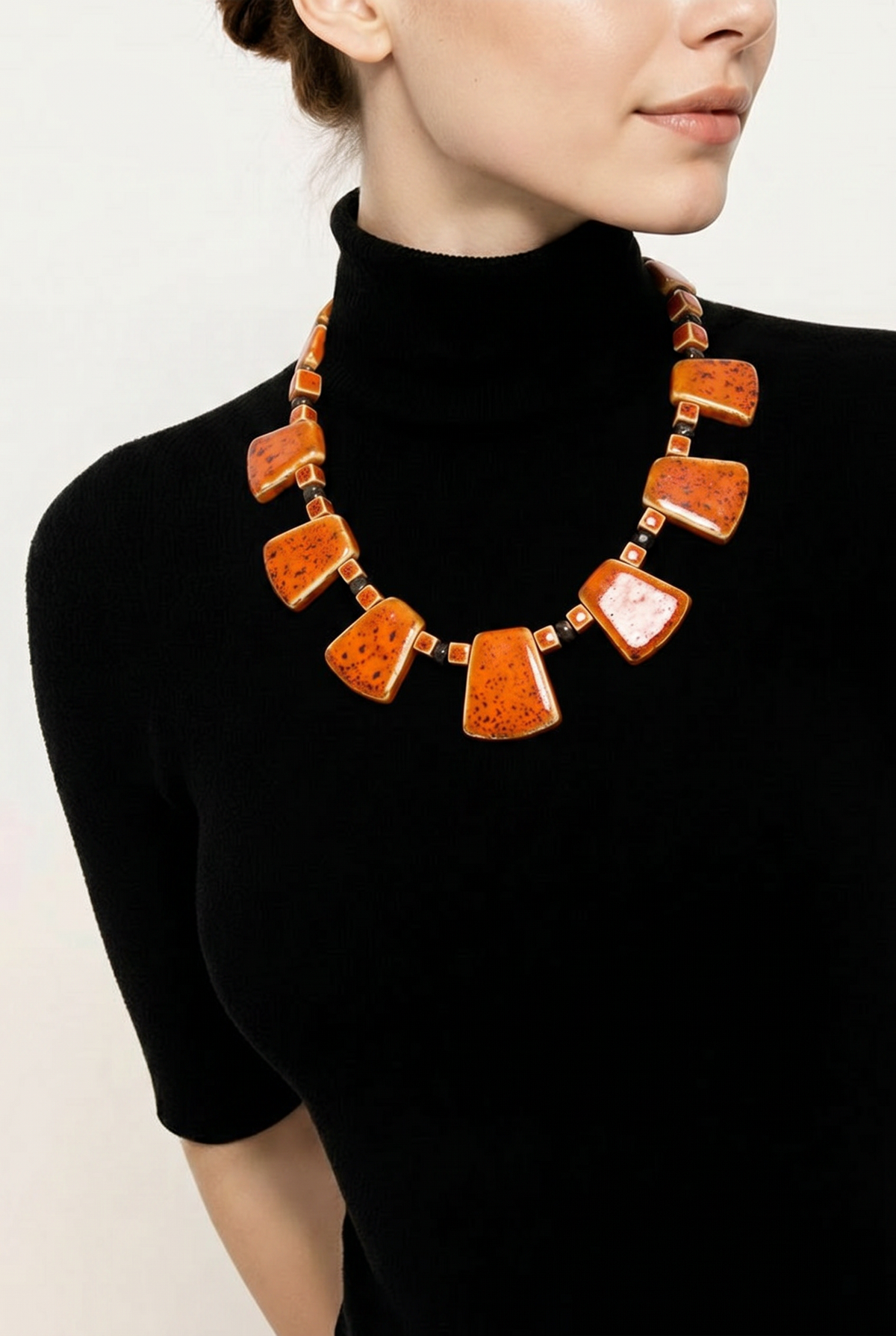 Accessory>Jewelry                             Necklace