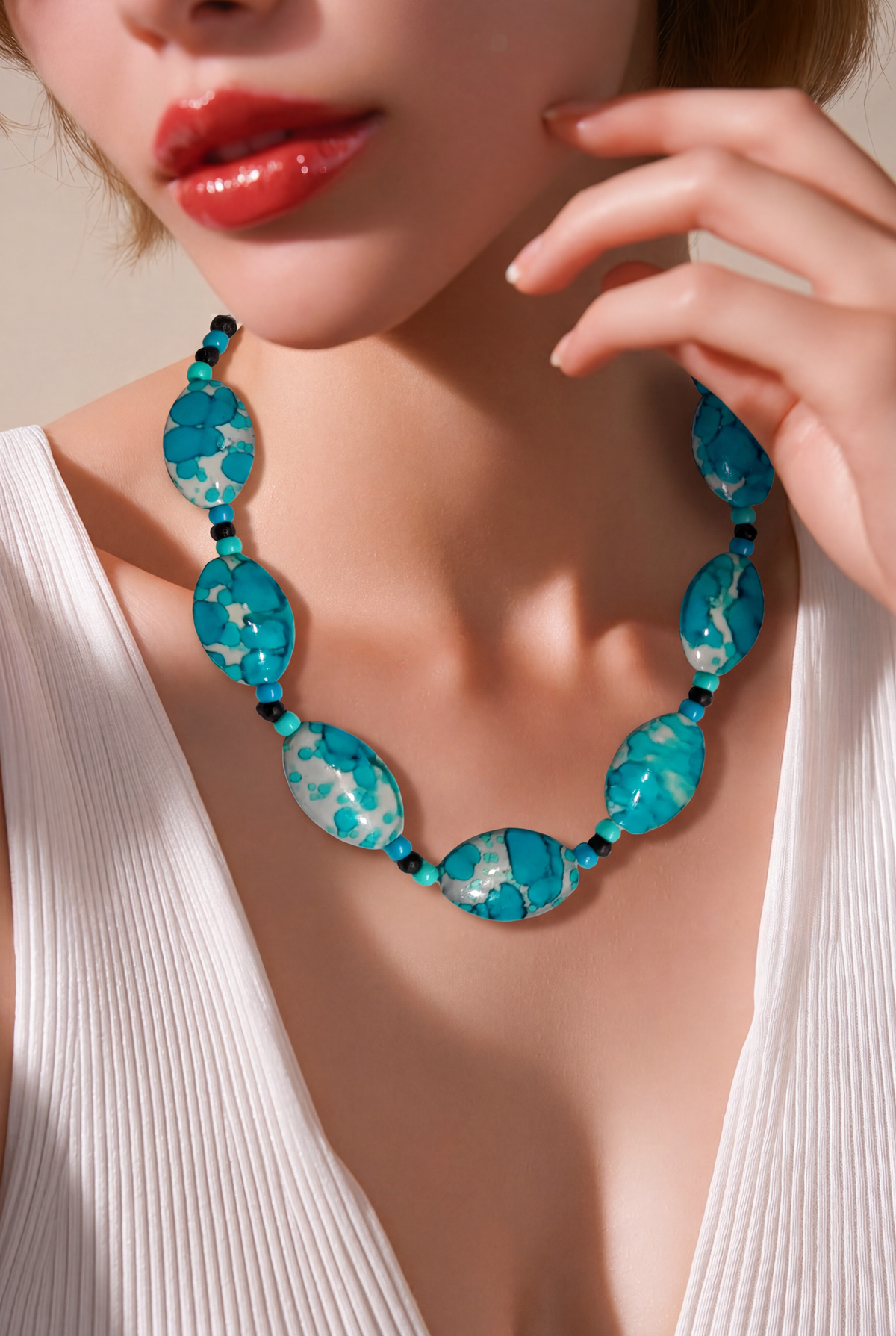 Accessory>Jewelry                             Necklace