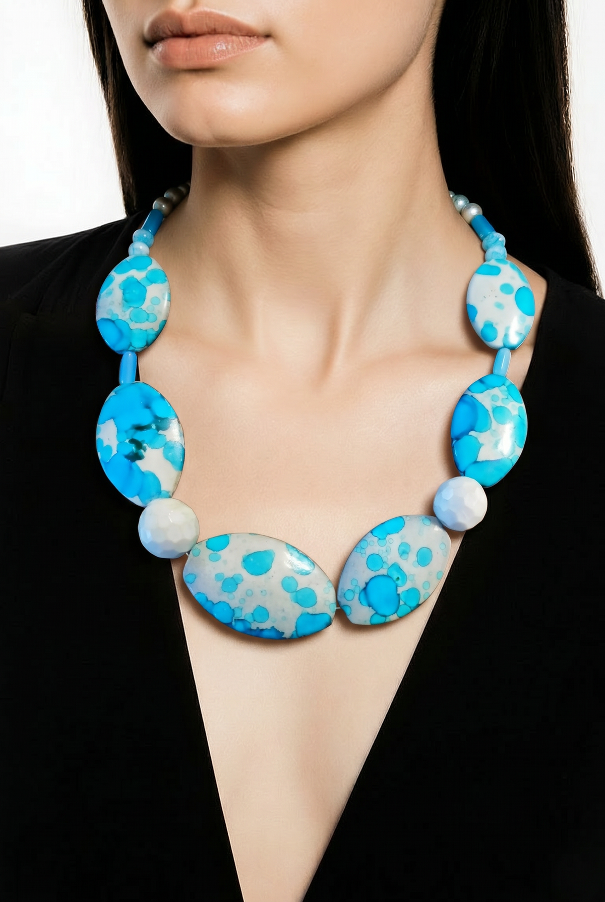 Accessory>Jewelry                              Necklace & Earring Set