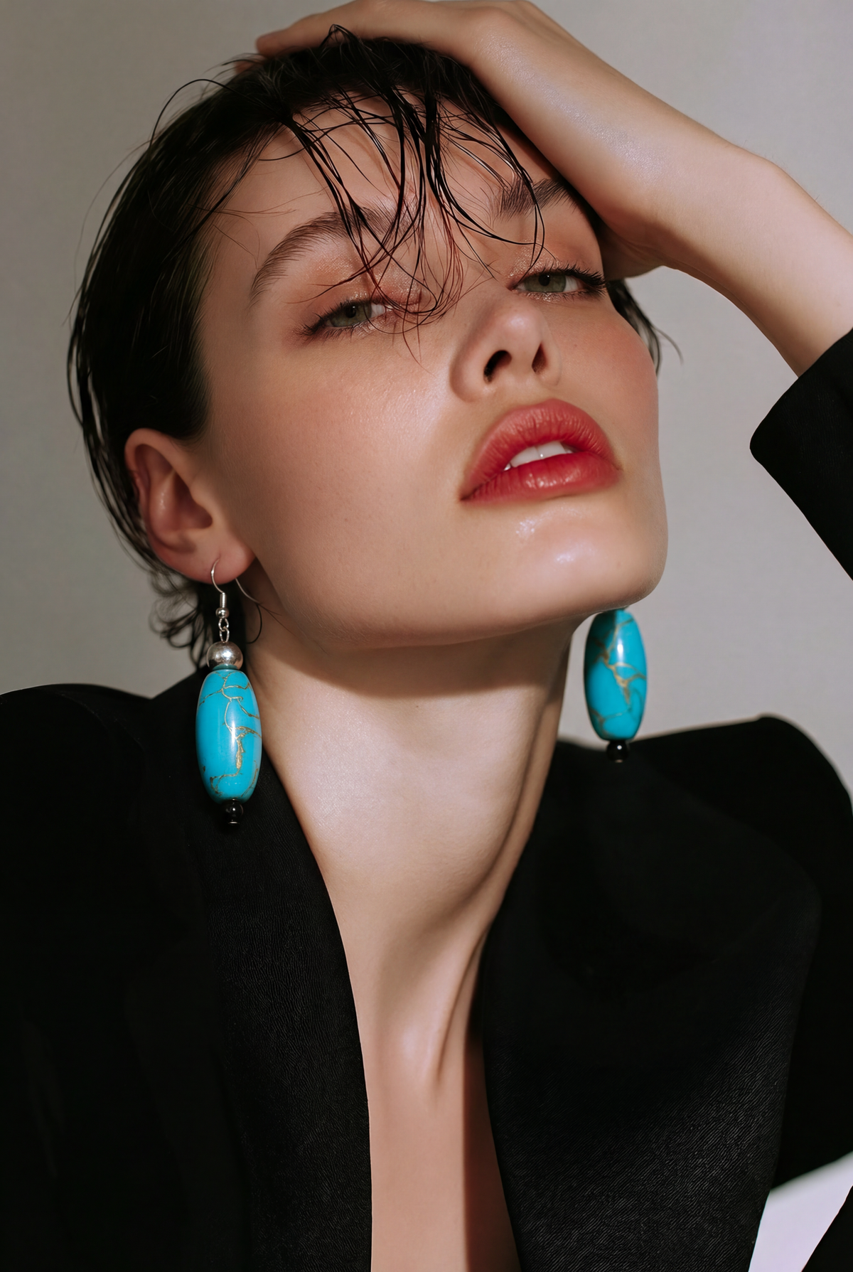 Accessory>Jewelry                              Necklace & Earring Set