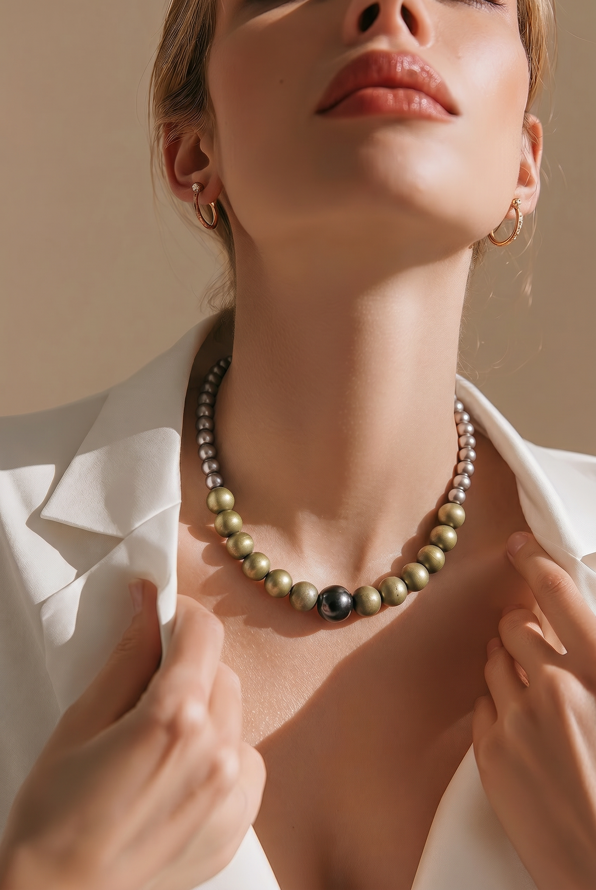 Accessory>Jewelry                              Necklace & Earring Set