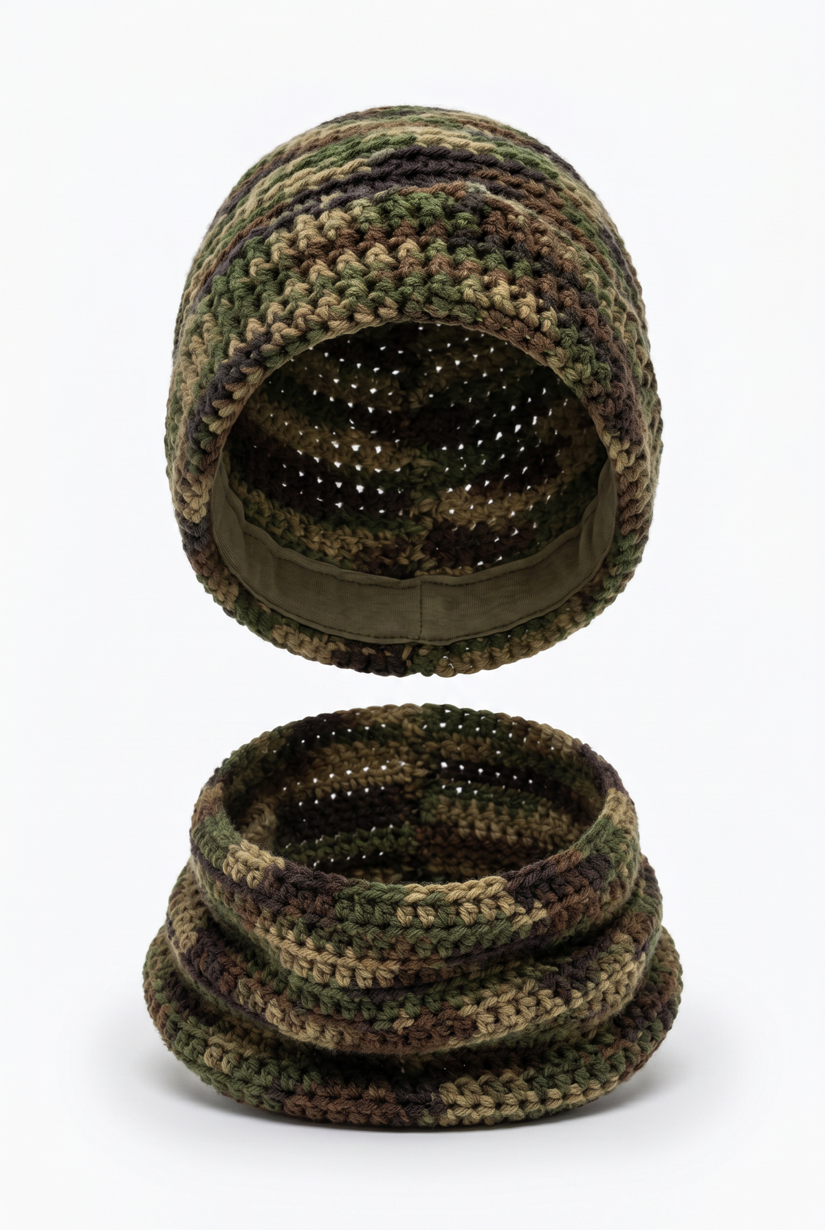 Apparel>Accessories              Beenie & Neck Scarf Set