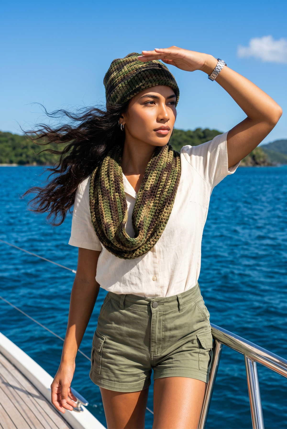 Apparel>Accessories              Beenie & Neck Scarf Set