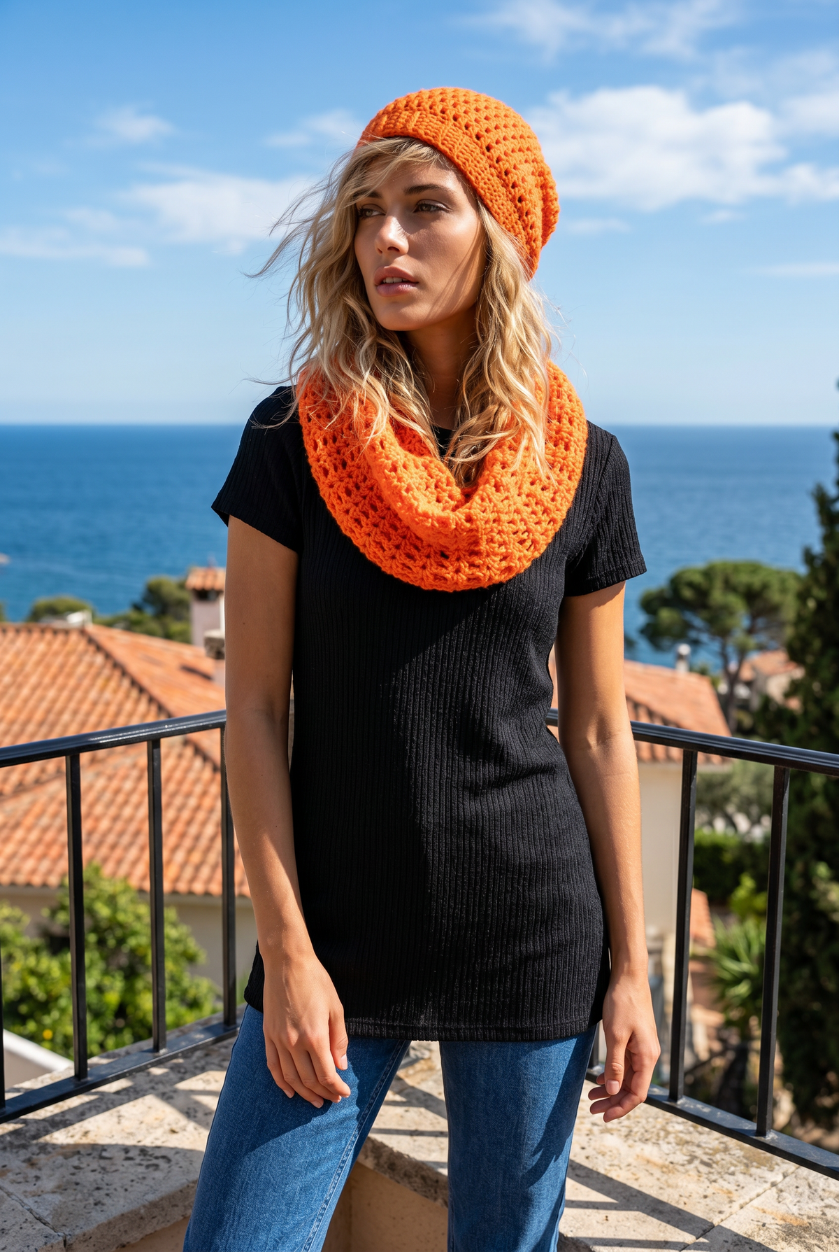 Apparel>Accessories               Beenie & Long Scarf Set
