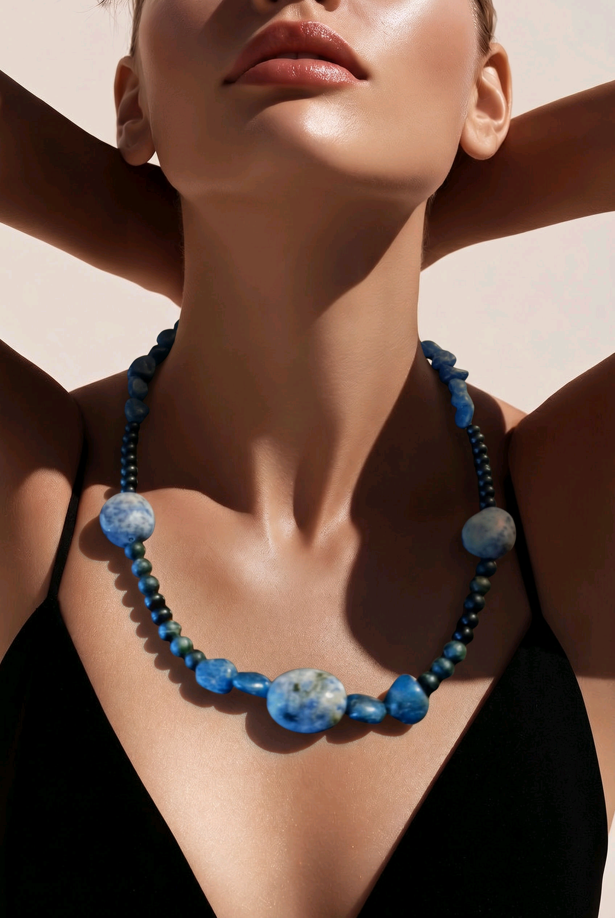 Accessory>Jewelry                              Necklace & Earring Set