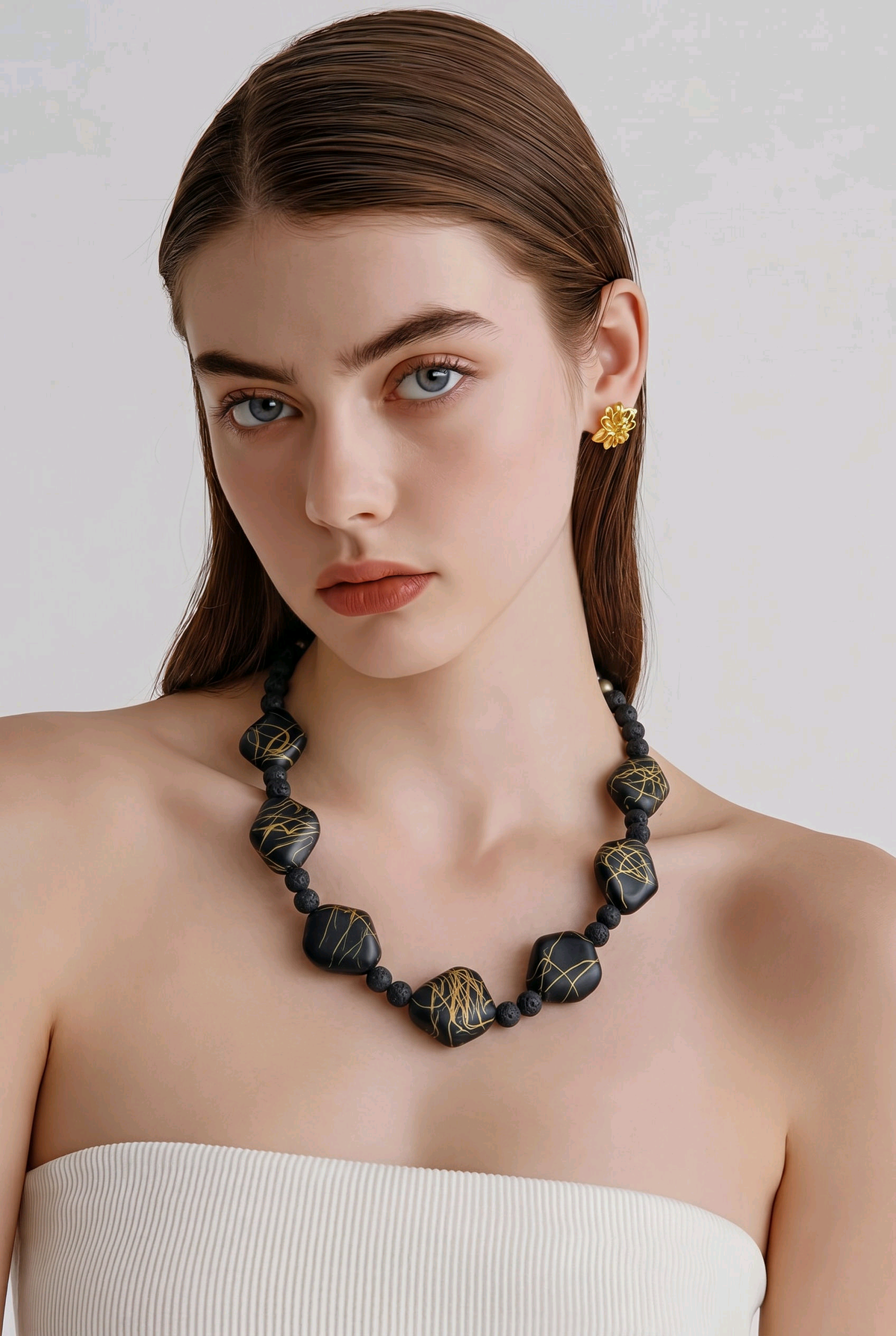 Accessory>Jewelry                             Necklace & Earring Set
