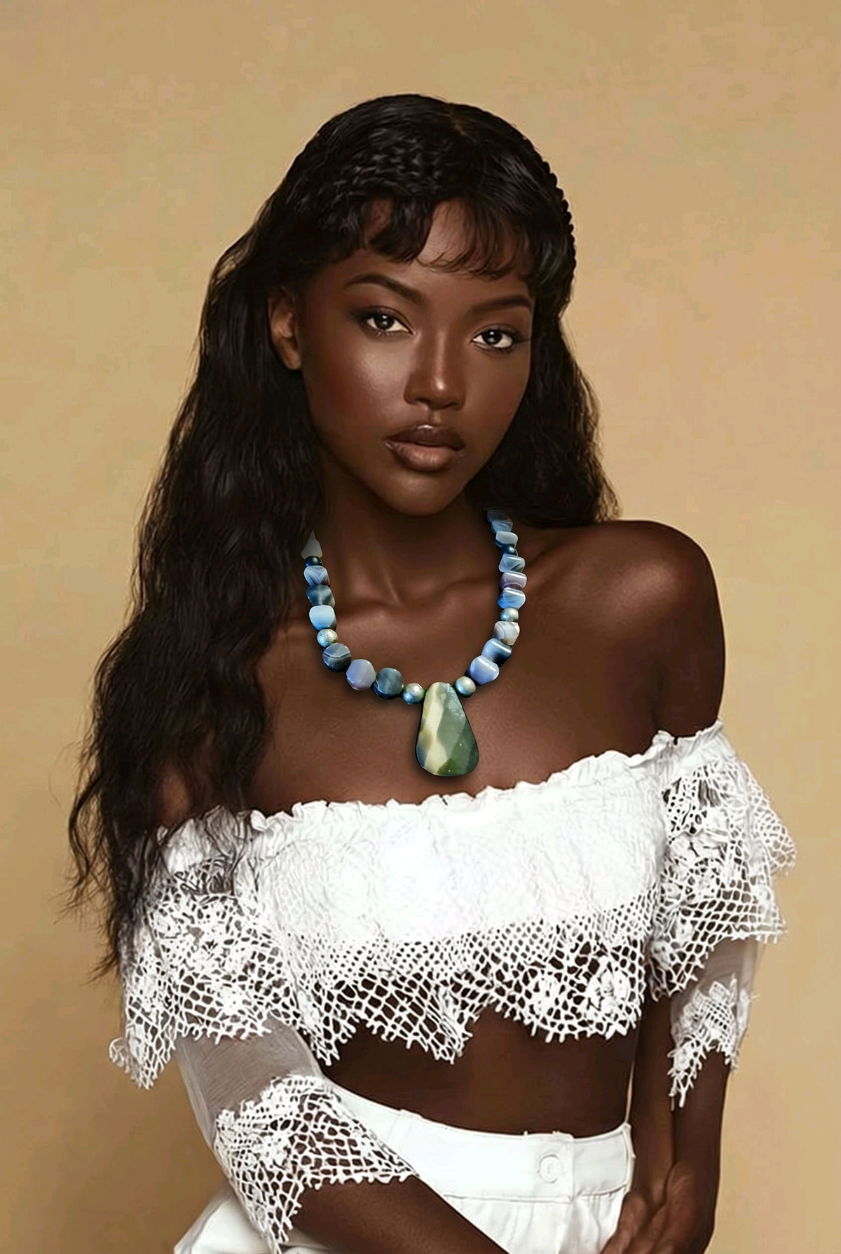 Accessory>Jewelry                                Necklace & Earring Set