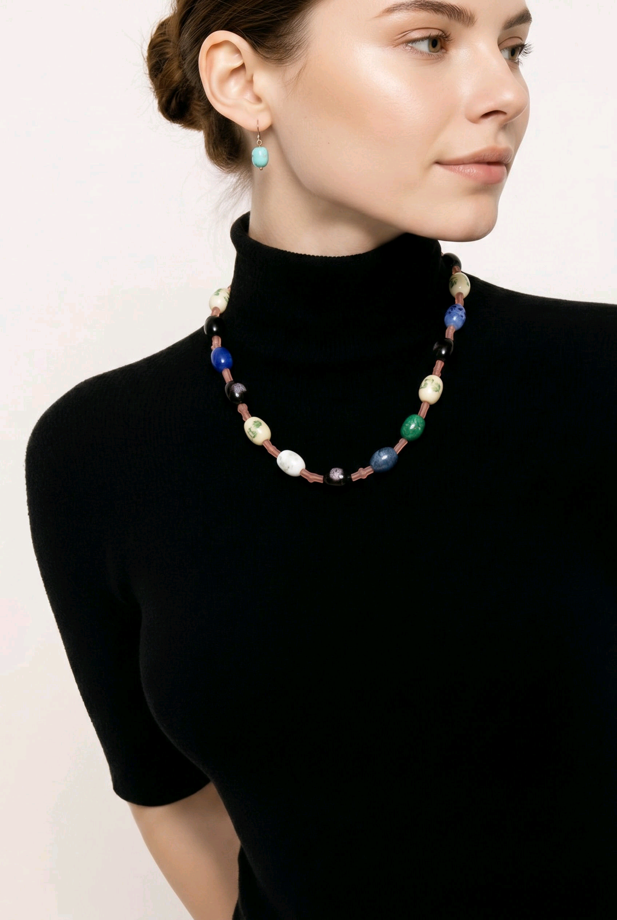 Accessory>Jewelry                              Necklace & Earring Set