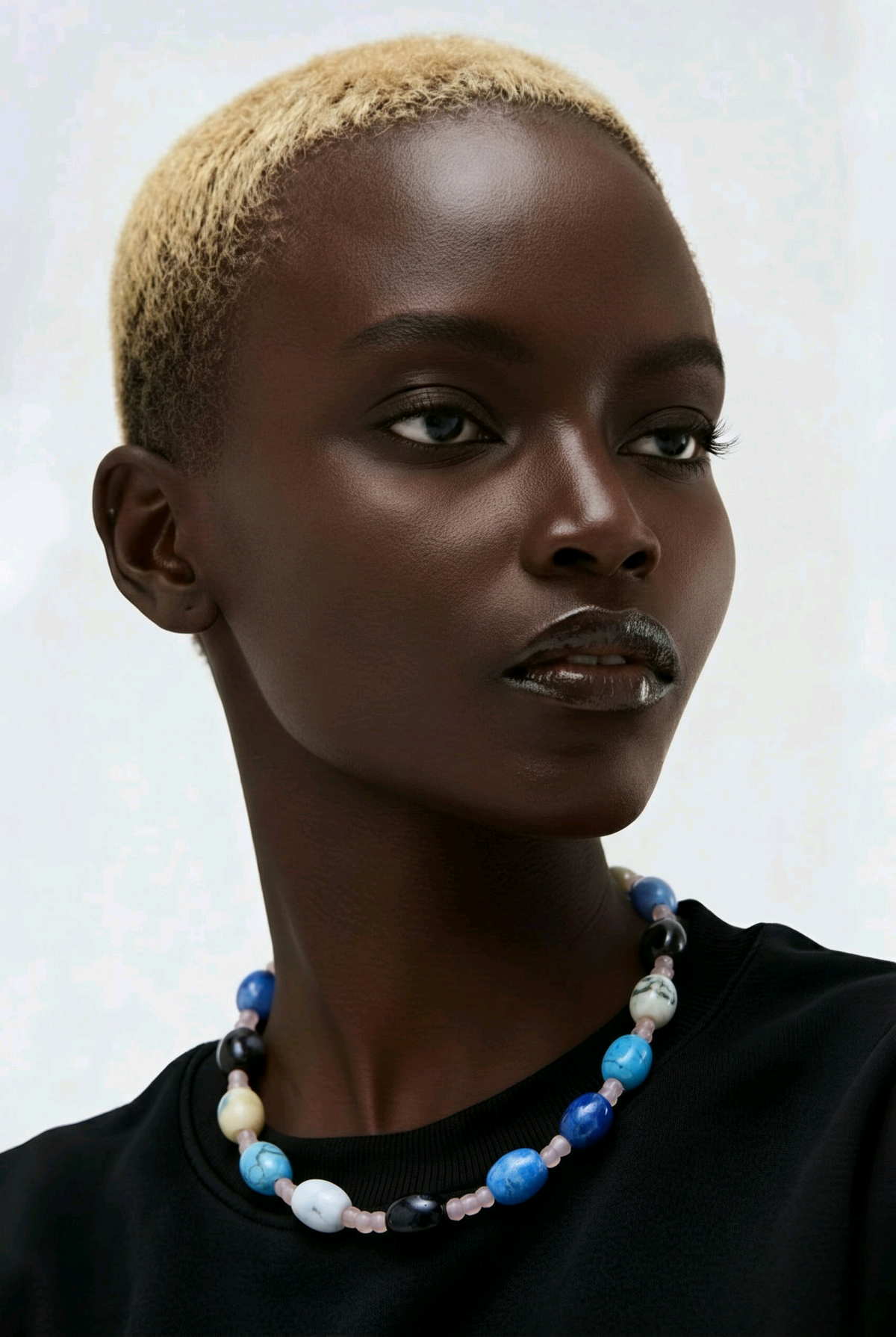 Accessory>Jewelry                              Necklace & Earring Set