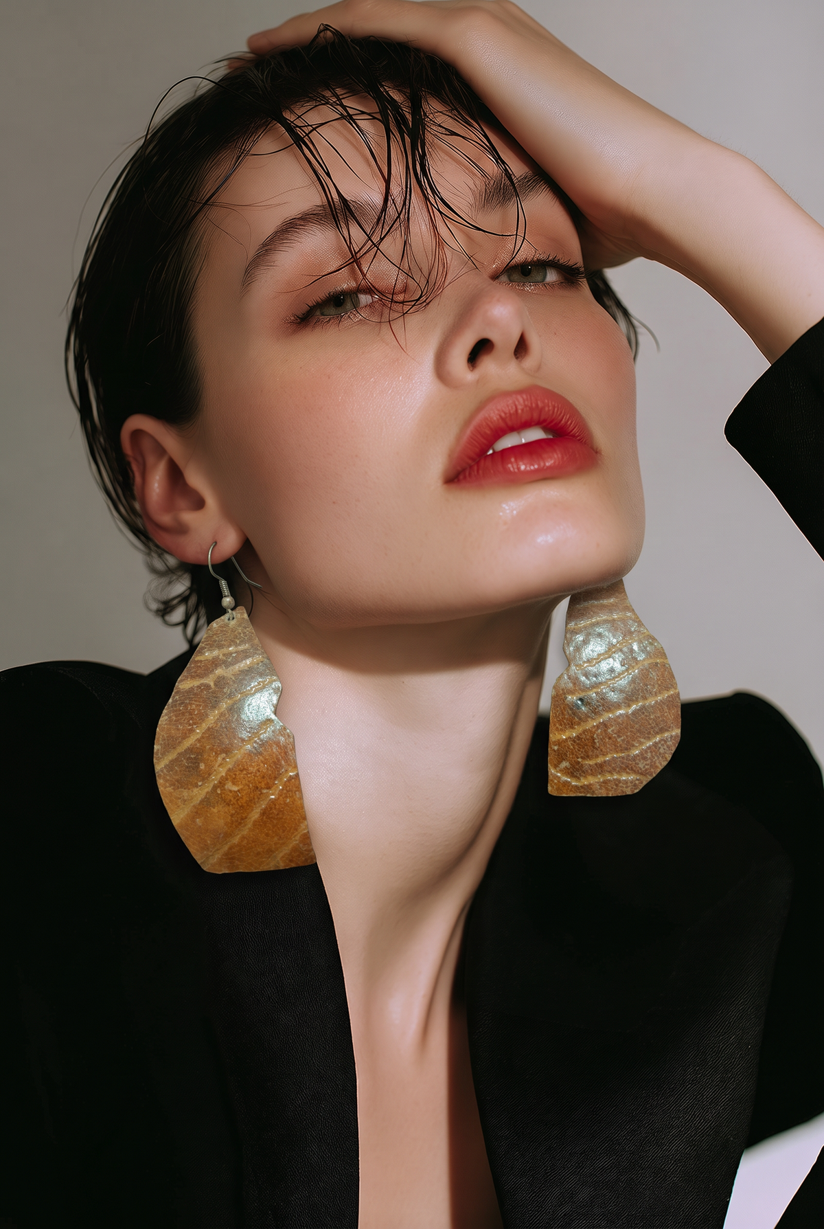 Accessory>Jewelry                               Earrings (Coconut Shell)