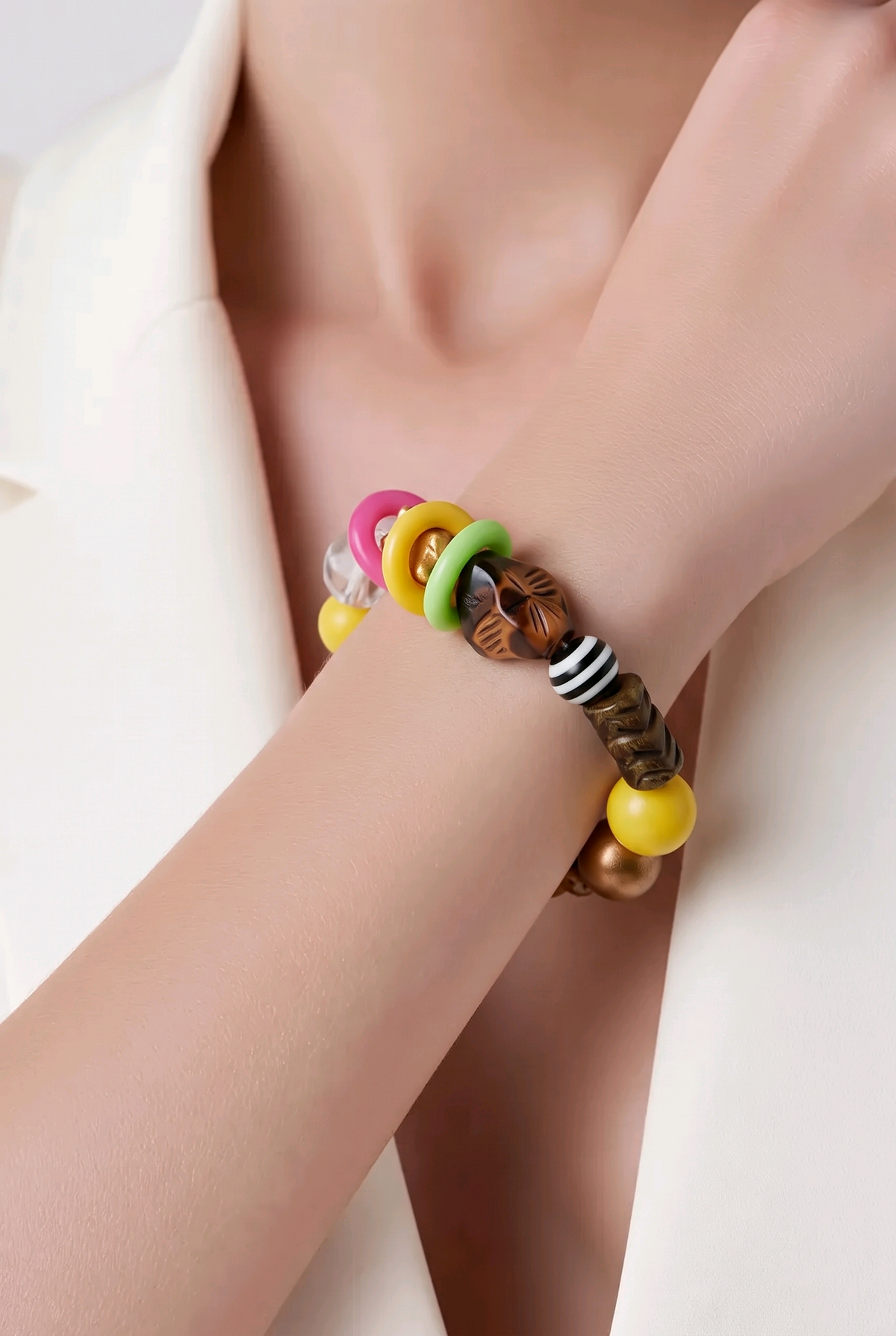 Accessory>Jewelry                               Bracelet