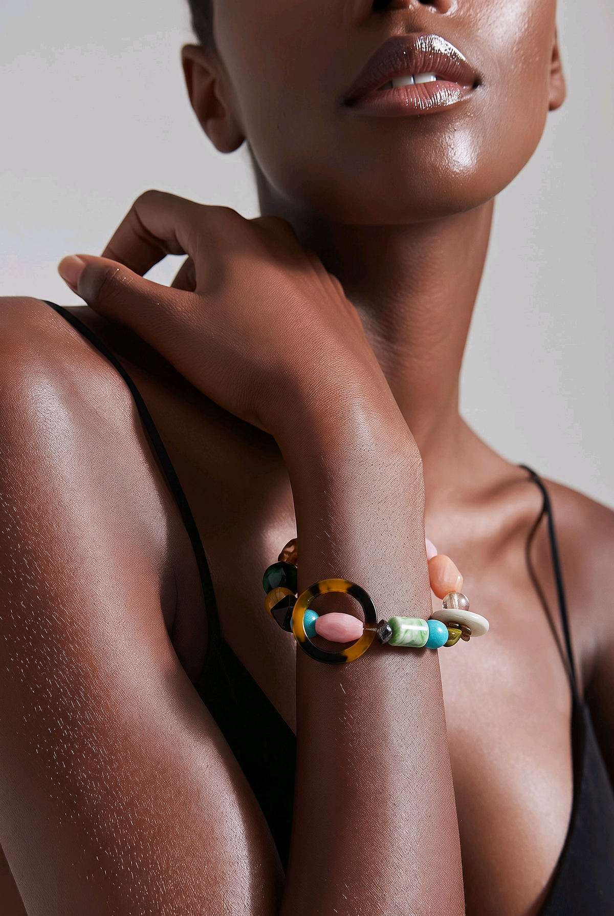 Accessory>Jewelry                                Bracelet