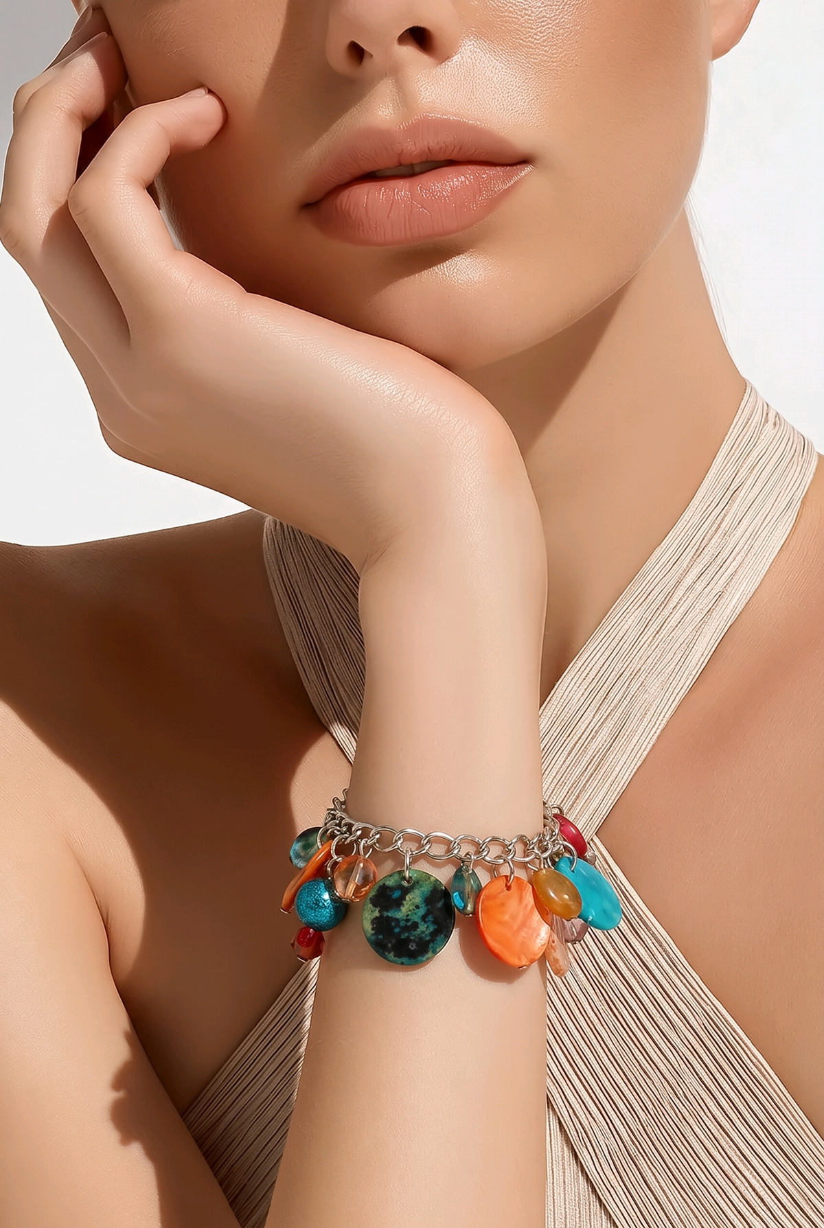 Accessory>Jewelry                                Bracelet w/ metallic charms