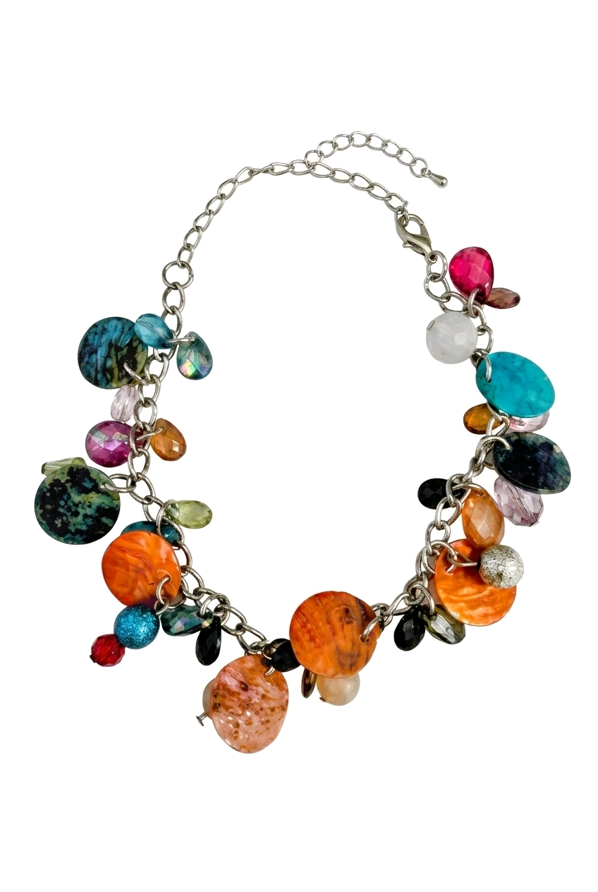 Accessory>Jewelry                                Bracelet w/ metallic charms