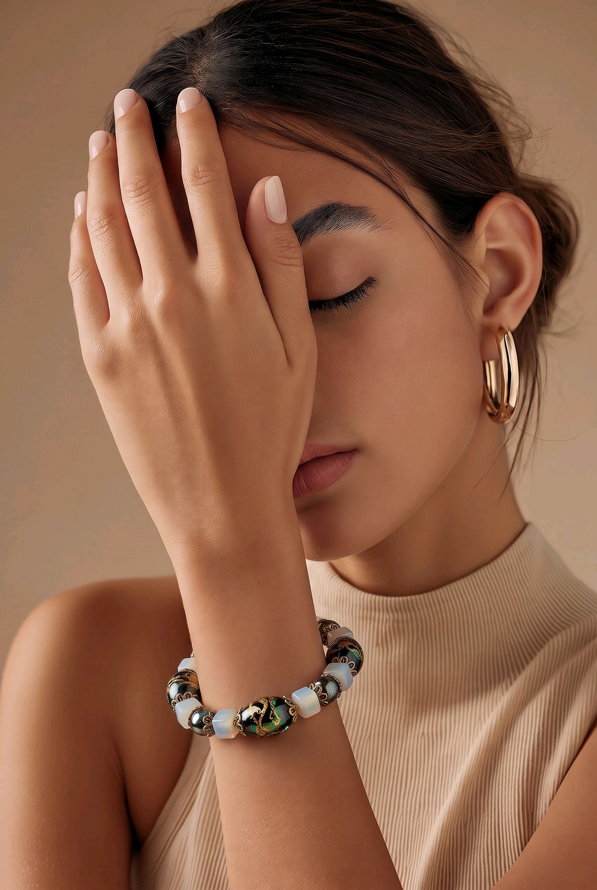 Accessory>Jewelry                                Bracelet