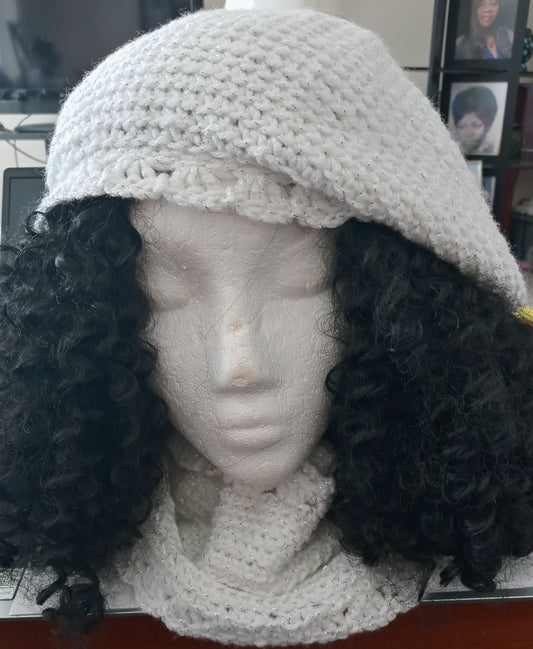 Apparel>Accessories                   Beret & Neck Scarf Set