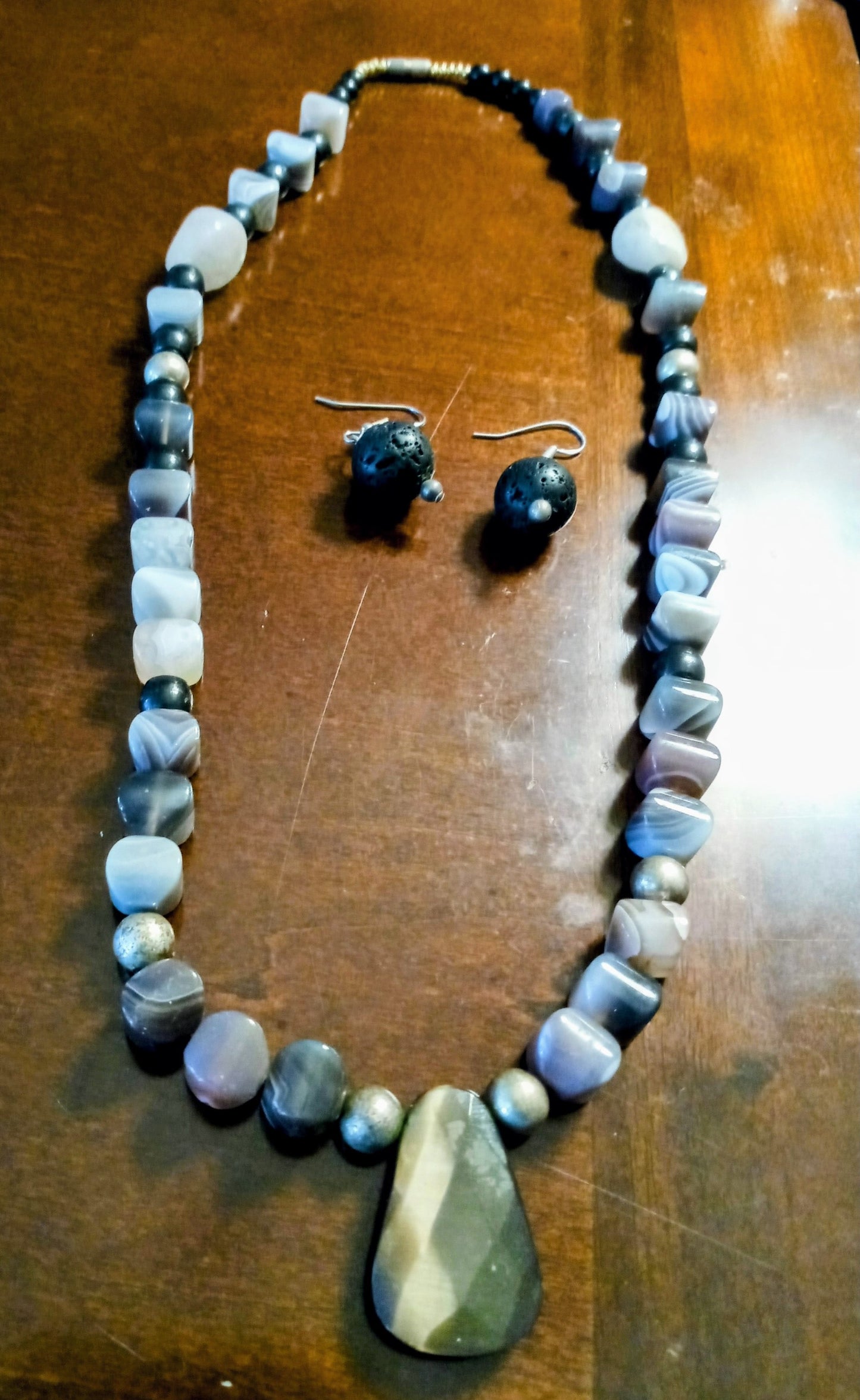 Jewelry Corner - Necklace and Earring Set