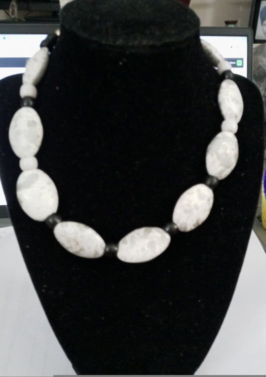 Jewelry Corner - Necklace