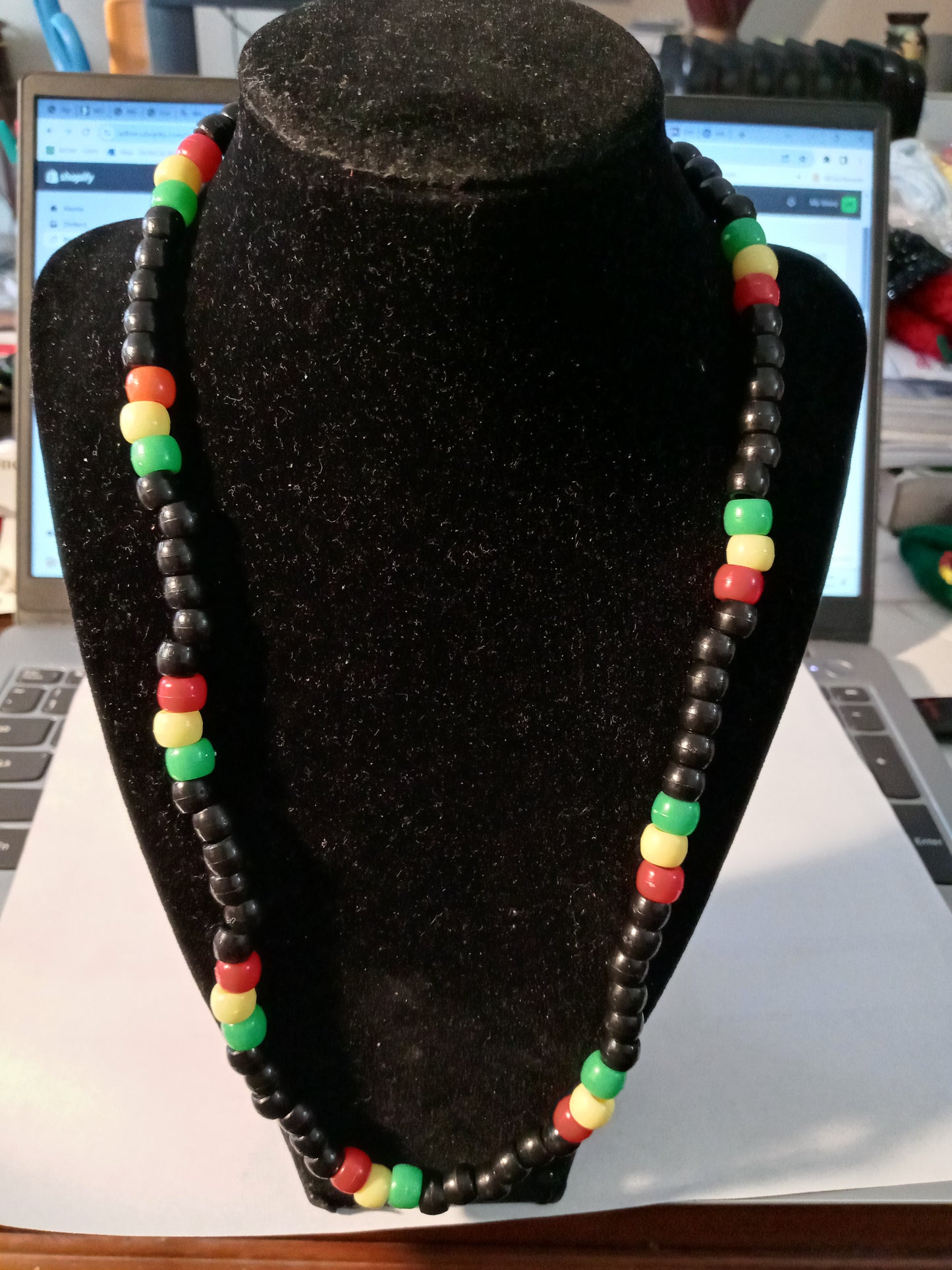 Jamaican Corner - Beaded Necklace - Large