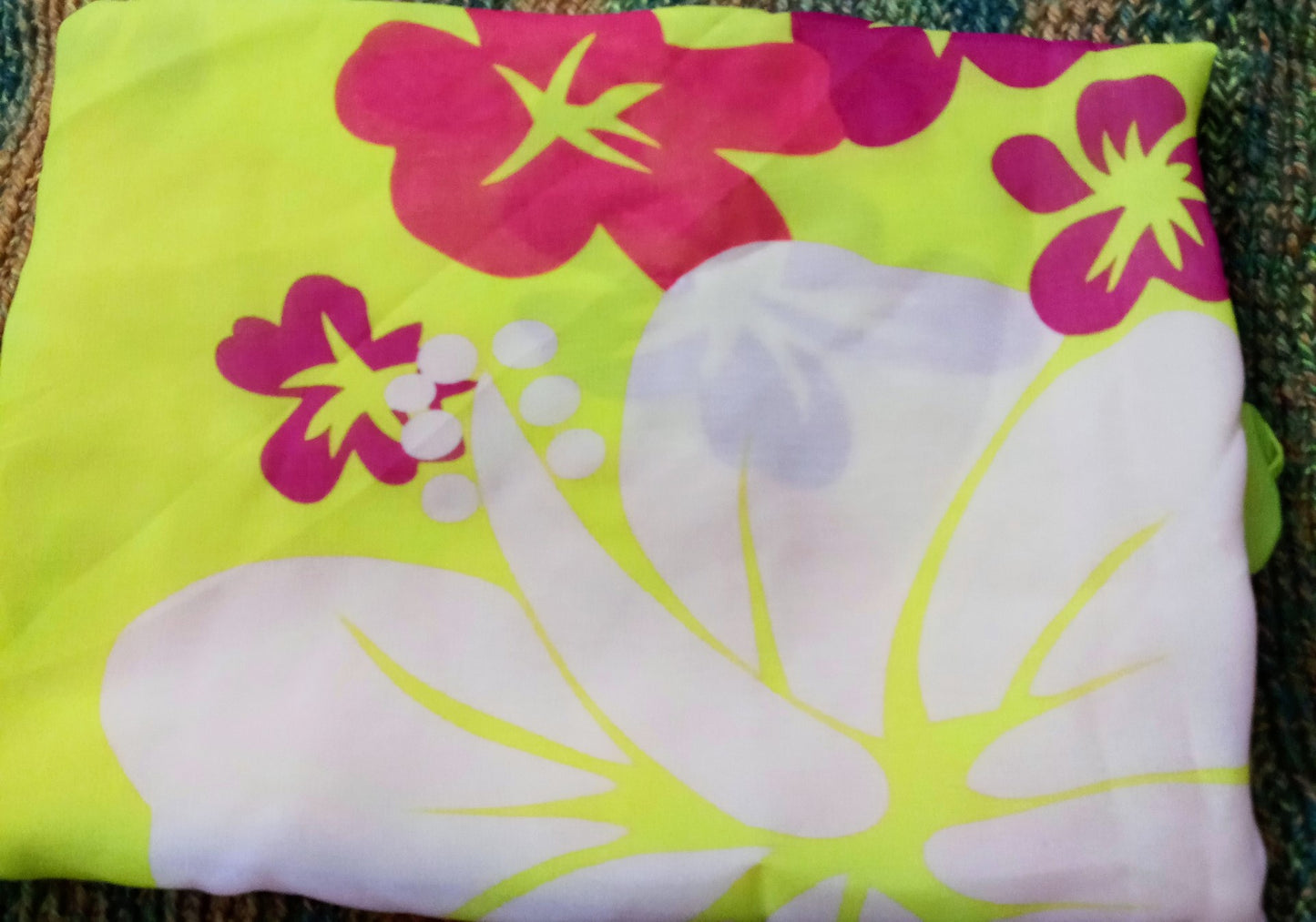 Apparel Accessory Corner - Scarf
