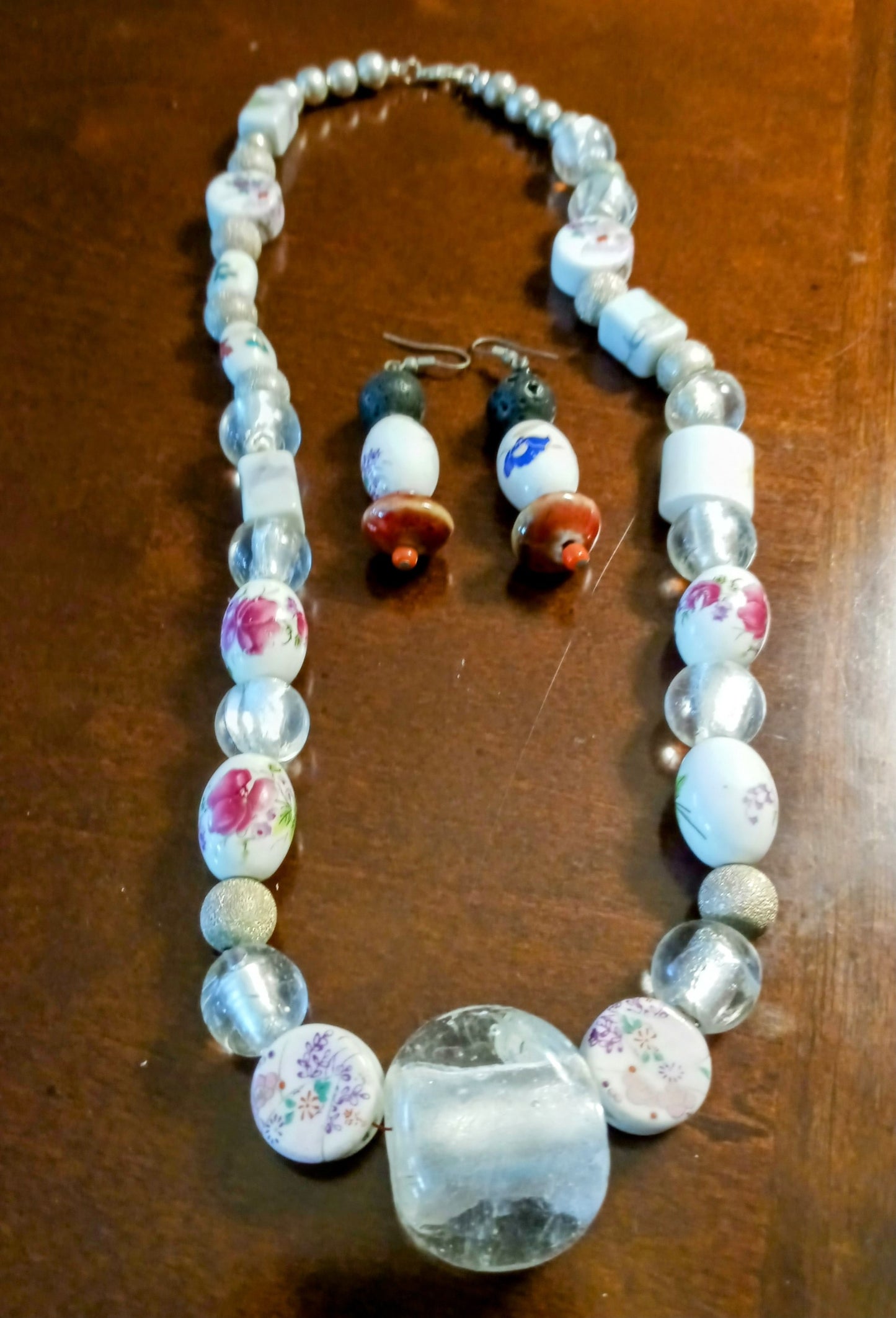 Jewelry Corner - Necklace and Earring Set