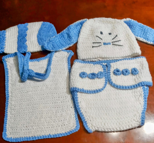Baby Corner - Diaper Cover, Beenie, Bottle Cover, Bib and Wash Rag Set