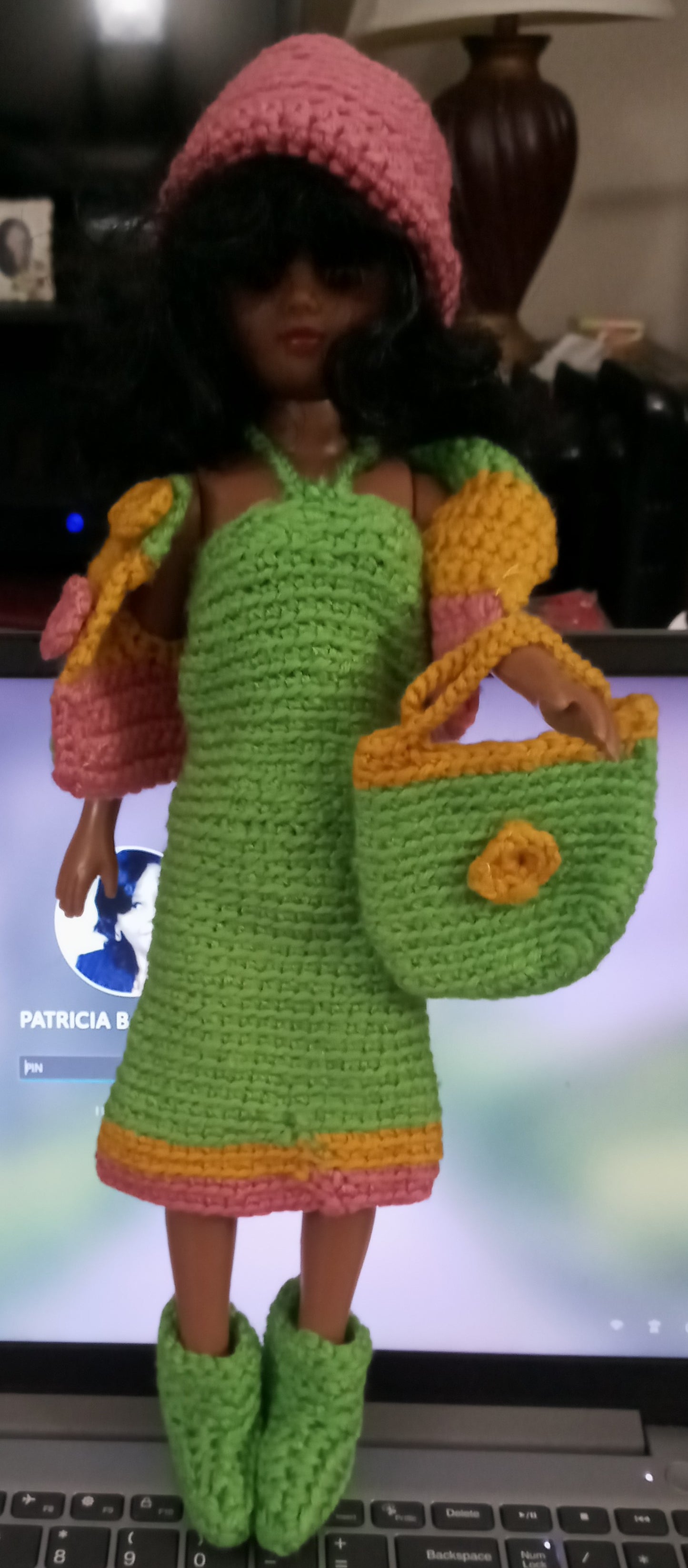 Playtime Corner - Doll Outfit