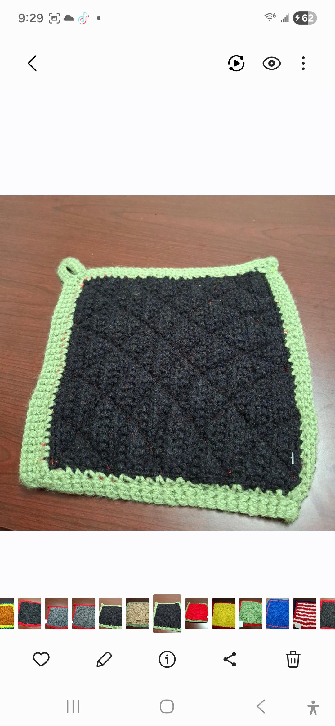 Household>Kitchen                        Potholder (Crochet)